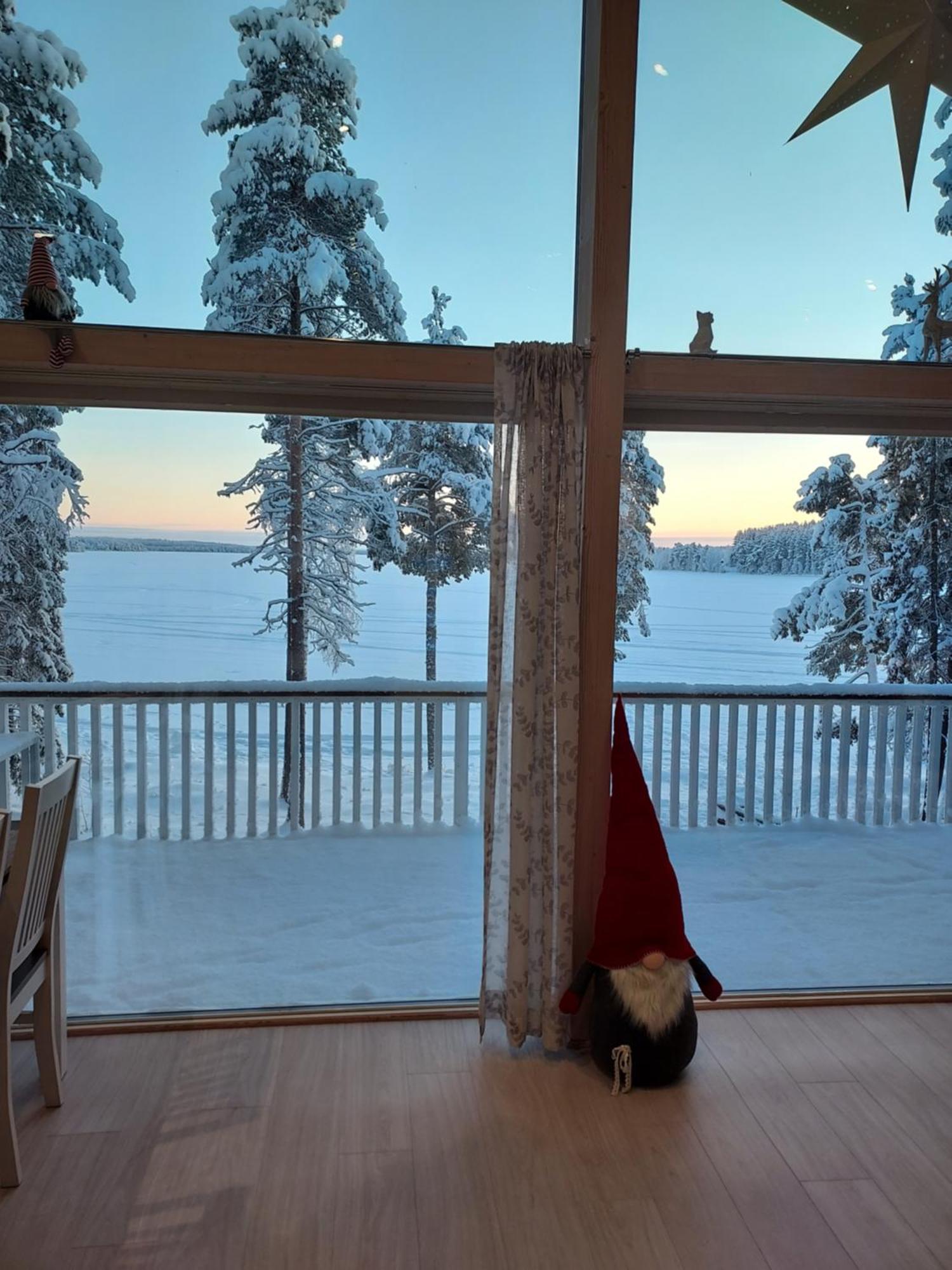 Villa Sirius Sieri, Nice Log-Cottage By The Lake Rovaniemi Exterior photo